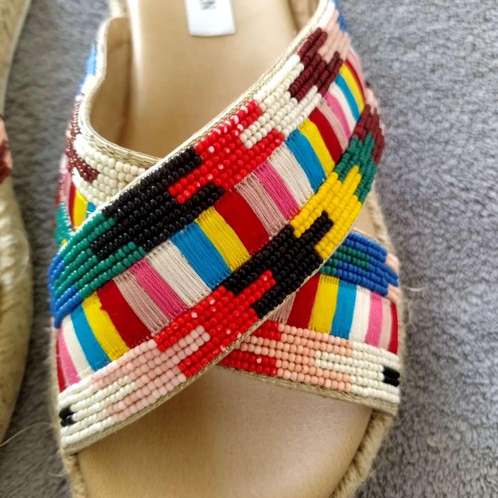 Steve Madden Beaded Cross Boho Slide In Sandals Sz 9 - Picture 3 of 7